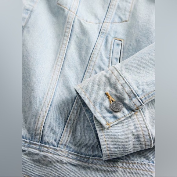 Gap x Béis | Oversized Denim Jacket - Picture 4 of 7